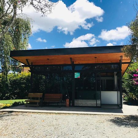 Hotel & Golf Isak Aeropuerto Rionegro Bagian luar foto