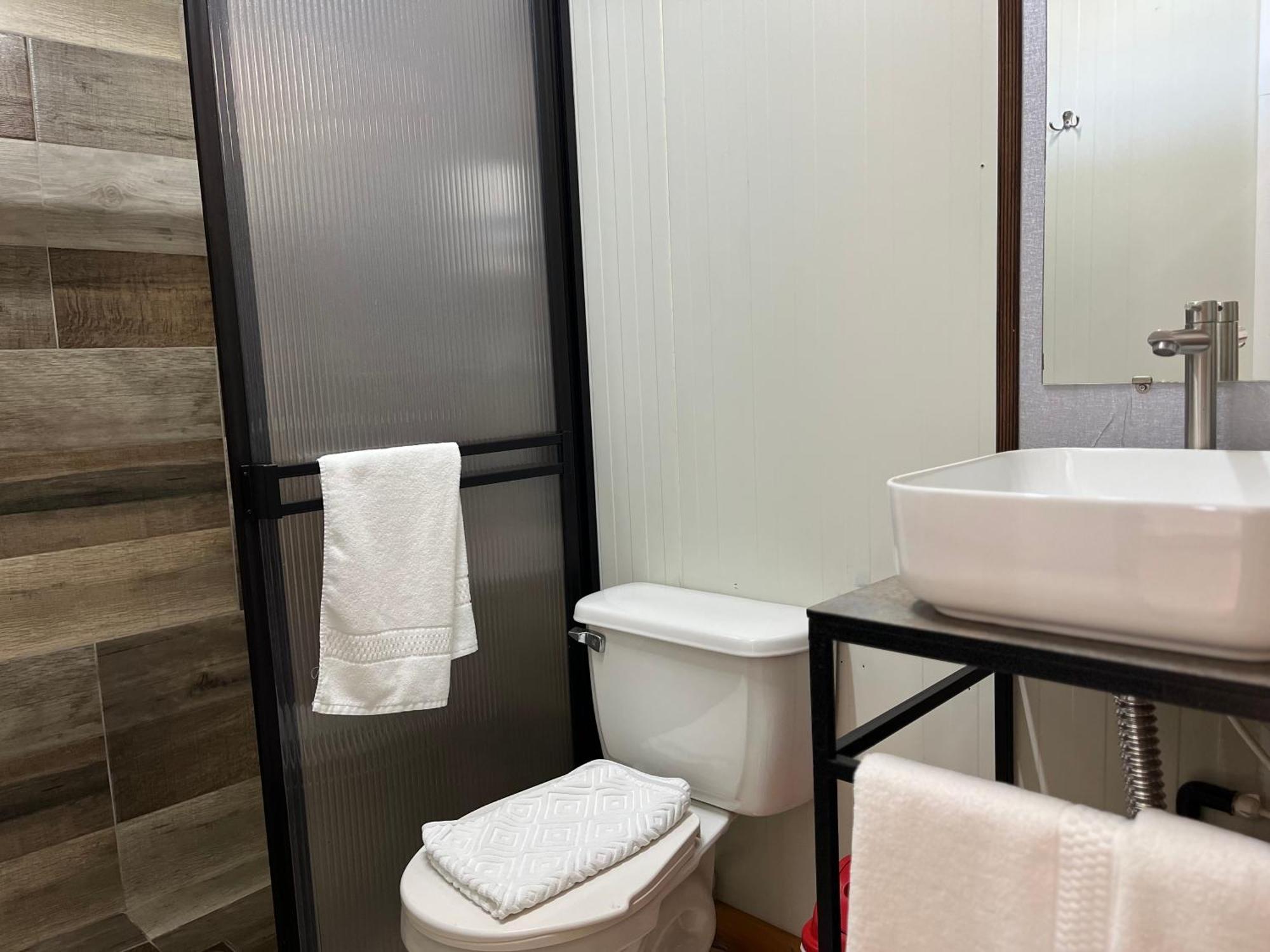 Hotel & Golf Isak Aeropuerto Rionegro Bagian luar foto