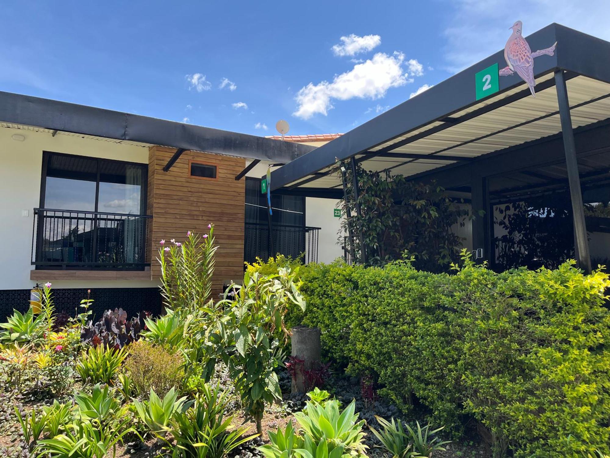 Hotel & Golf Isak Aeropuerto Rionegro Bagian luar foto